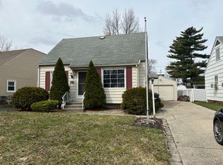 1826 Winston Blvd, Toledo, OH 43614