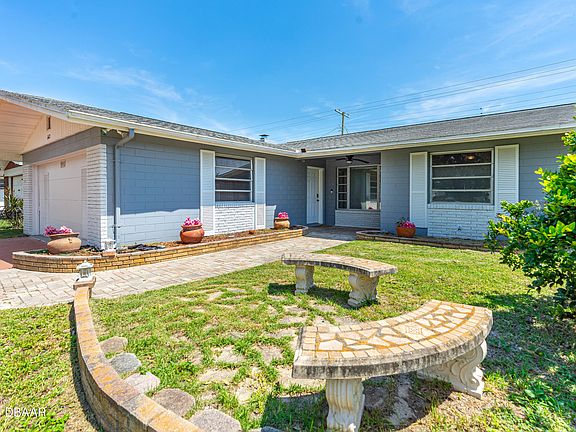 3rd image of 1417 Margina Ave