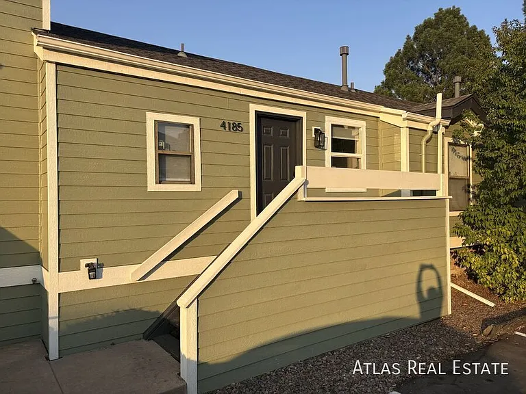4185 S Richfield Way — Photo 2