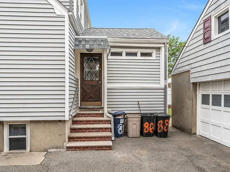 88 McKinley Ave #1 — Photo 22