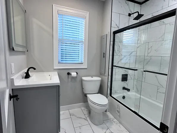 (undisclosed Address), Saugus, MA 01906