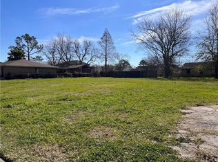 6129 Singleton Dr, Marrero, LA 70072
