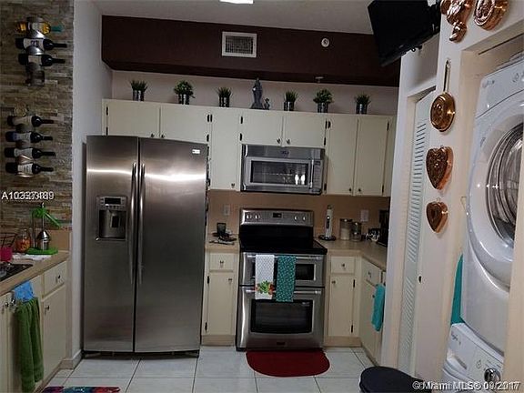 5th image of 7340 NW 114th Ave APT 102