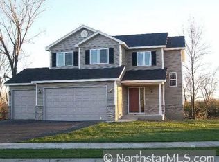 628 7th St, Montrose, MN 55363