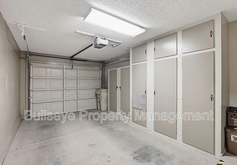 18624 N 93rd Ave — Photo 11
