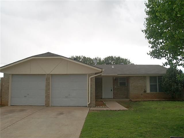 1st image of 8405 NW 92nd St
