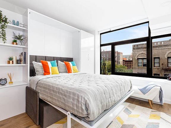 4th image of 251 W 117th St APT 7C