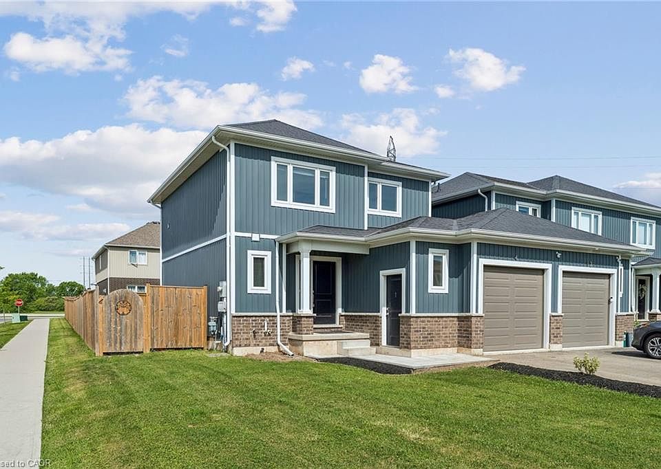 1st image of 4 Viger Dr