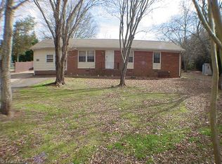 183 Foxfire Cres, Lexington, NC 27295