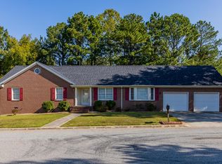 100 Berrywood Ct, Roanoke Rapids, NC 27870