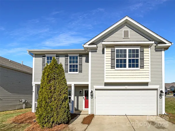 1542 Eastway Dr, Dallas, NC 28034