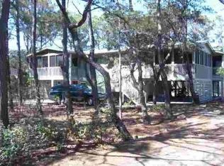 208 W Carolinian Cir, Nags Head, NC 27959