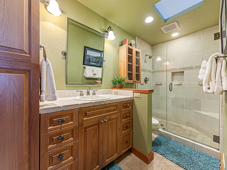 1877 N Lake Blvd #46 — Photo 28