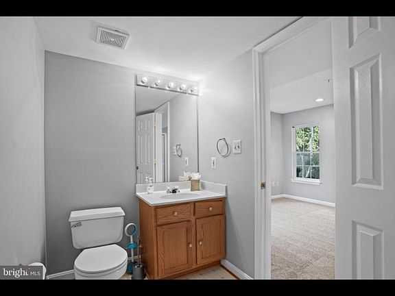 2nd image of 7829 Yankee Harbor Dr
