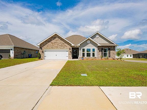 3rd image of 165 Preston Way