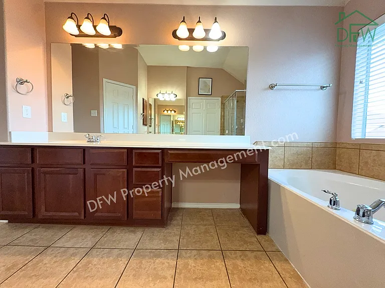 9709 Gessner Dr — Photo 19
