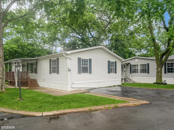 6801 S La Grange Rd Unit E15, Hodgkins, IL 60525