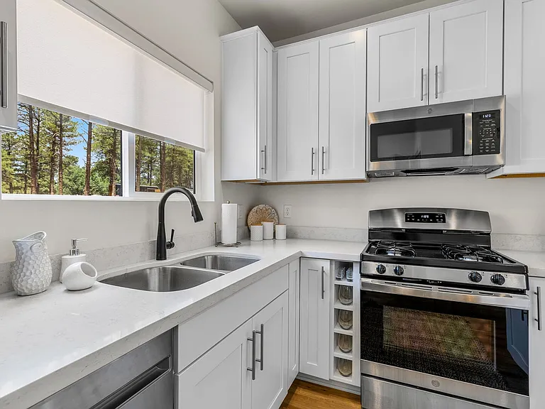 3001 E Butler Ave #16 — Photo 6