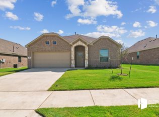 913 Rusty Spur Ln, Haslet, TX 76052