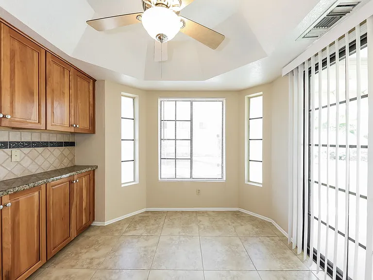 6709 W Topeka Dr — Photo 6