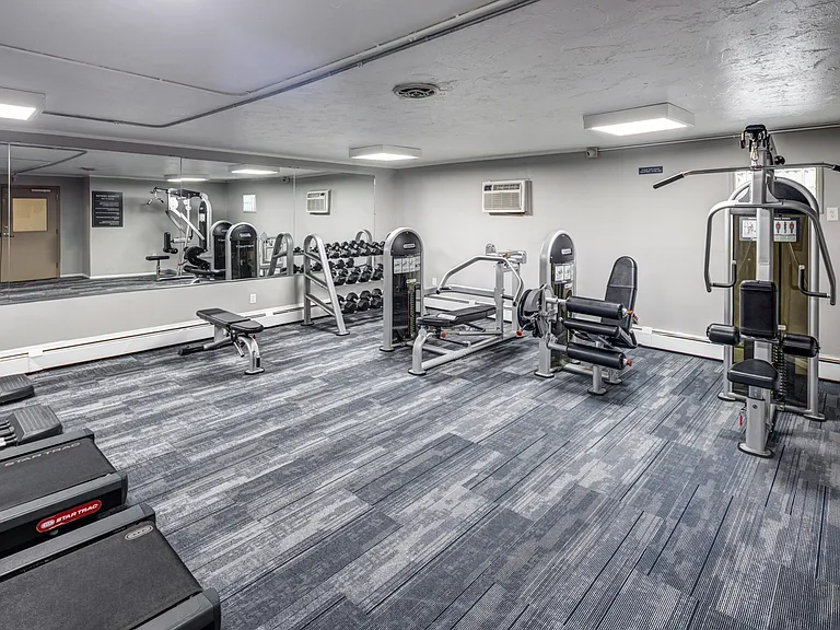 Solon Club Apartment Homes — Photo 12