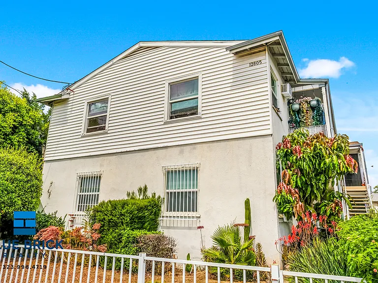 12805 Vanowen St #3 — Photo 3