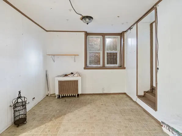 100-30 Martense Avenue image 11 of 36