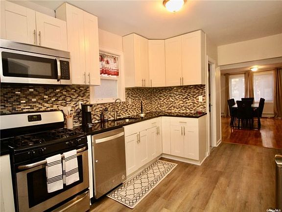 5th image of 10524 220th St