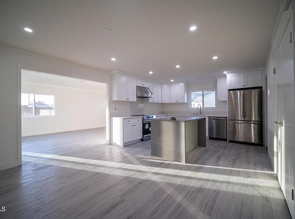 5th image of 2259 Marco Dr