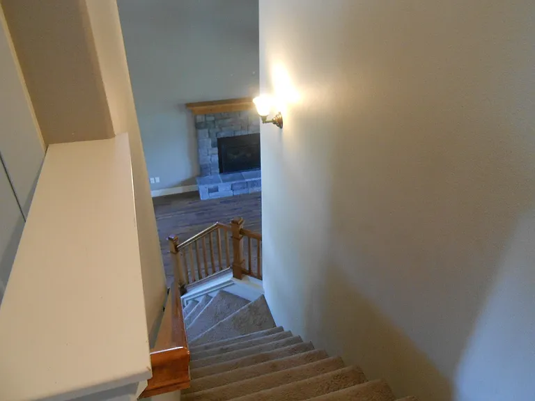 60982 Grand Targhee Dr — Photo 32