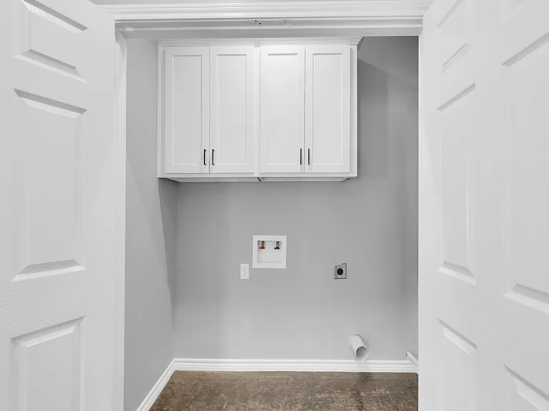 5952 Jefferson Ave — Photo 7