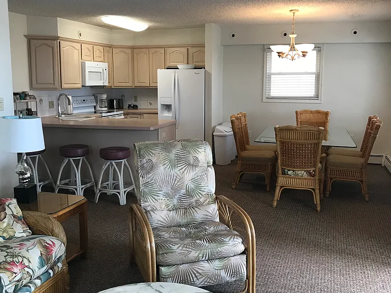 1424 Ocean Ave #1 — Photo 22