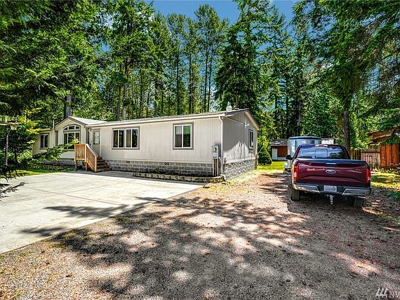 3rd image of 8514 207th St E