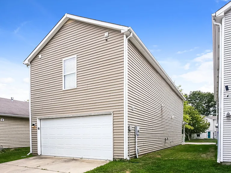 14427 Cuppola Dr — Photo 17
