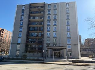 1738 Chicago Ave APT 402, Evanston, IL