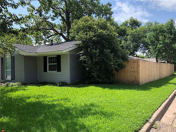 3rd image of 14402 Cimarron Dr
