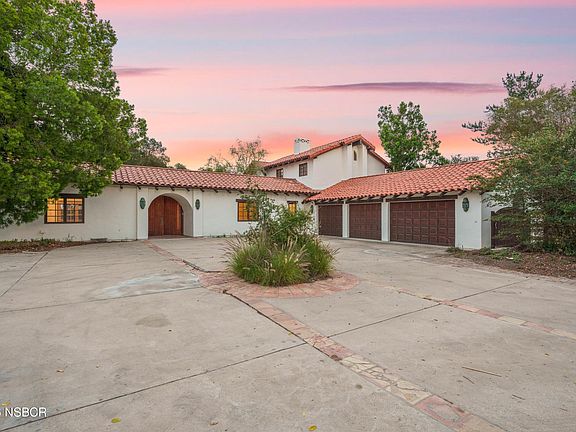 3rd image of 1225 Poppy Valley Rd