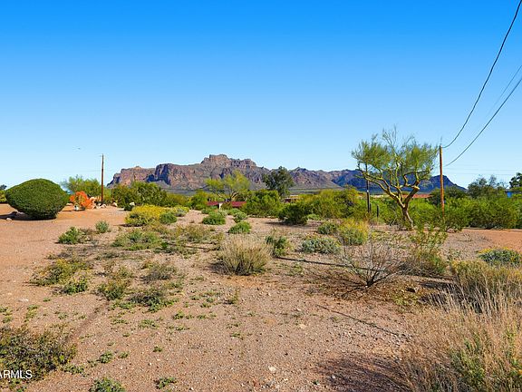 2nd image of 710 S MULESHOE Road S