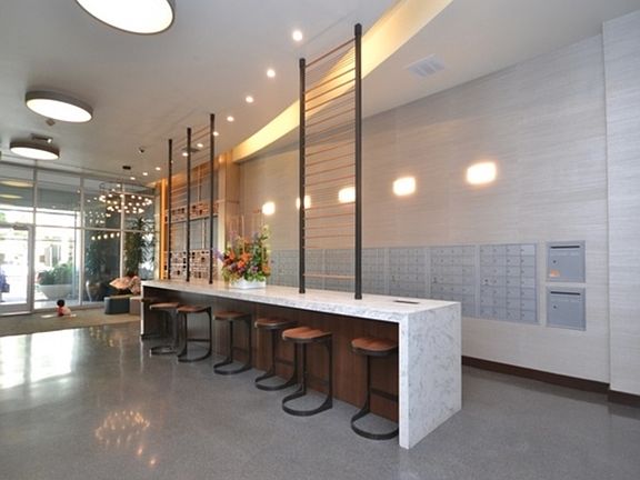 3rd image of 3810 Wilshire Blvd APT 310