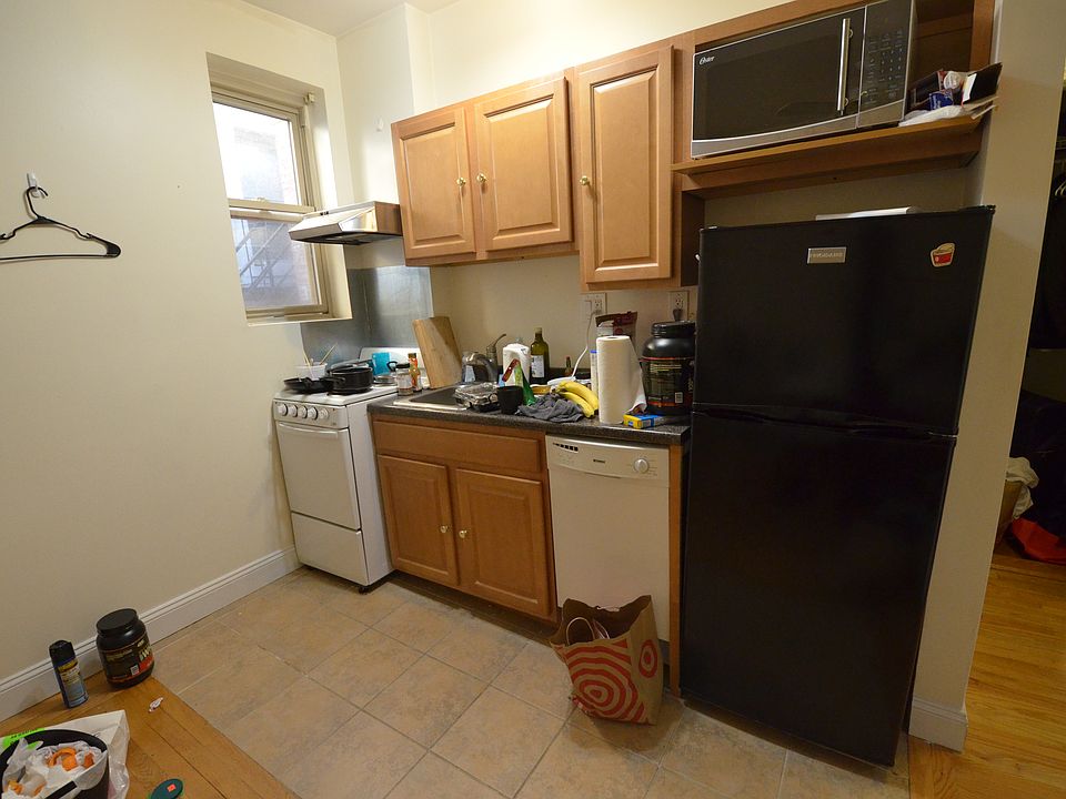 1st image of 59 Westland Ave APT 36