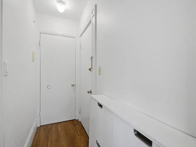 193 Concord Ave #5 — Photo 9