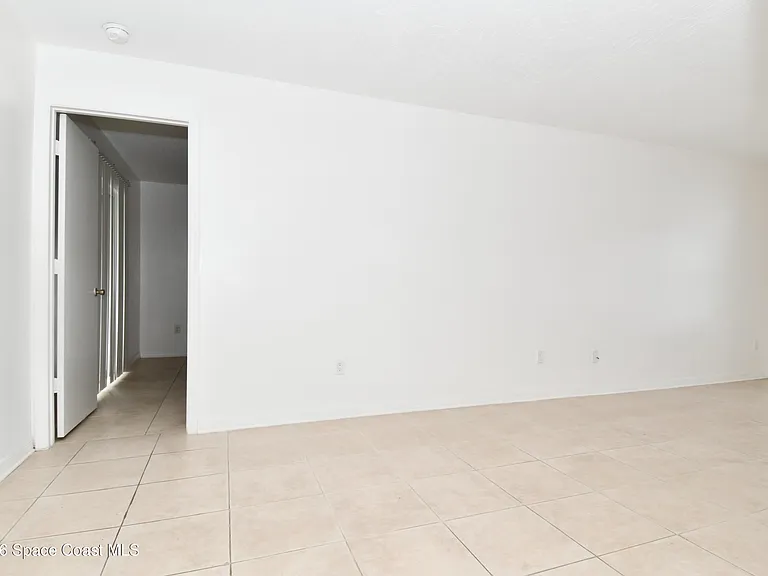 838 Gillen Ave NW — Photo 28