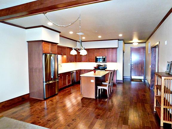 3rd image of 201 E Main St Unit 205