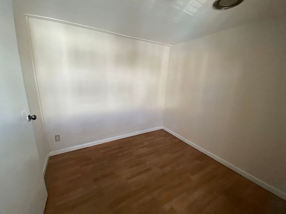4th image of 950 International Blvd #1411-5