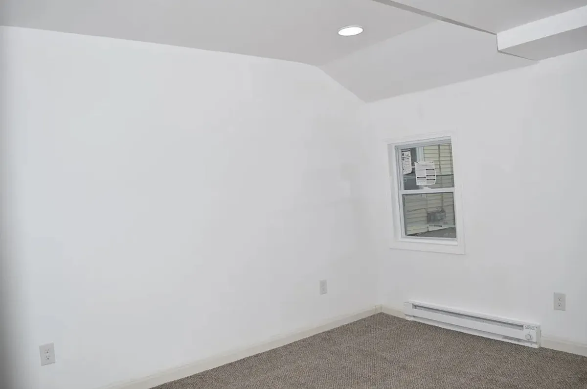 Building Photo - 64-66 Circular Ave #64-66