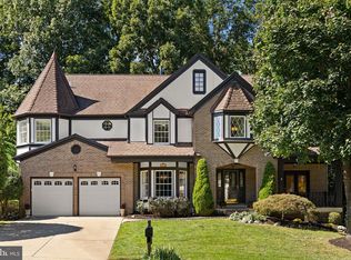 5352 Anvil Ct, Fairfax, VA 22030