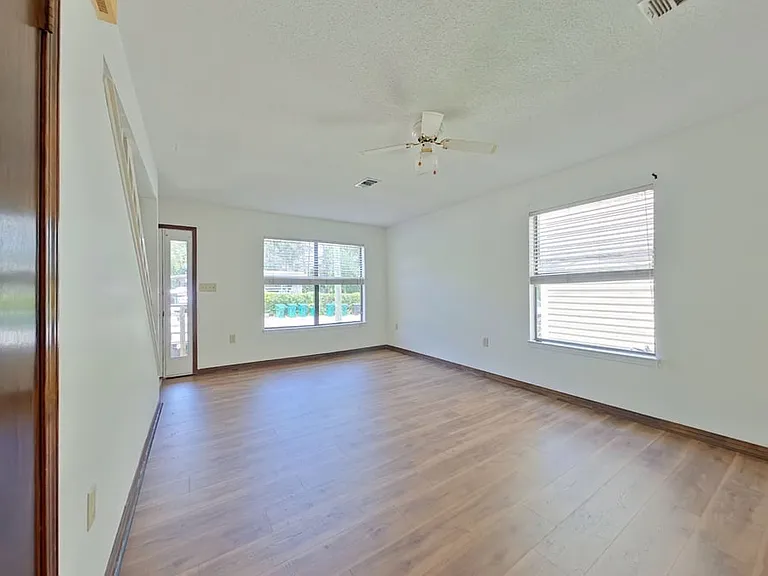 93 Harris Rd NE — Photo 5