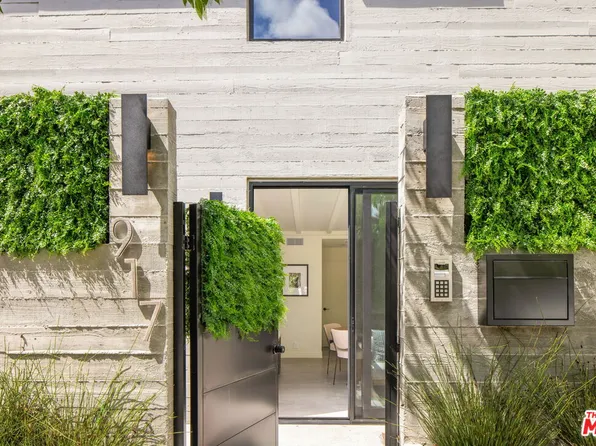 917 Hilldale Ave, West Hollywood, CA 90069