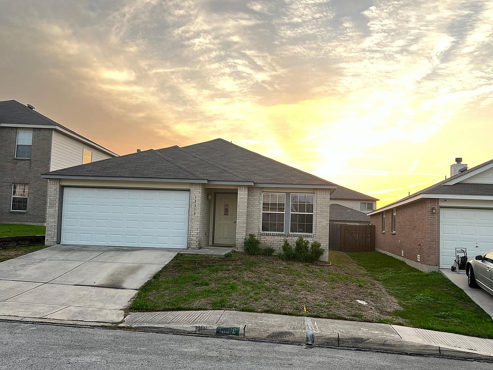1st image of 13319 Concordia Oak