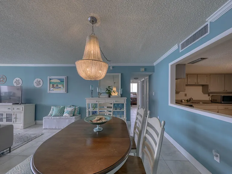 17920 Gulf Blvd — Photo 2